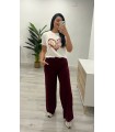 Pantalón con cinturón burdeos
