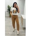 Pantalón con cinturón camel