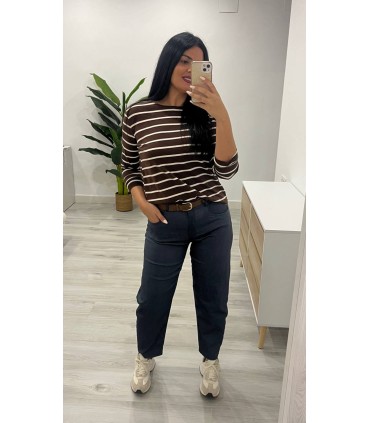 Pantalón con cinturón vaquerito