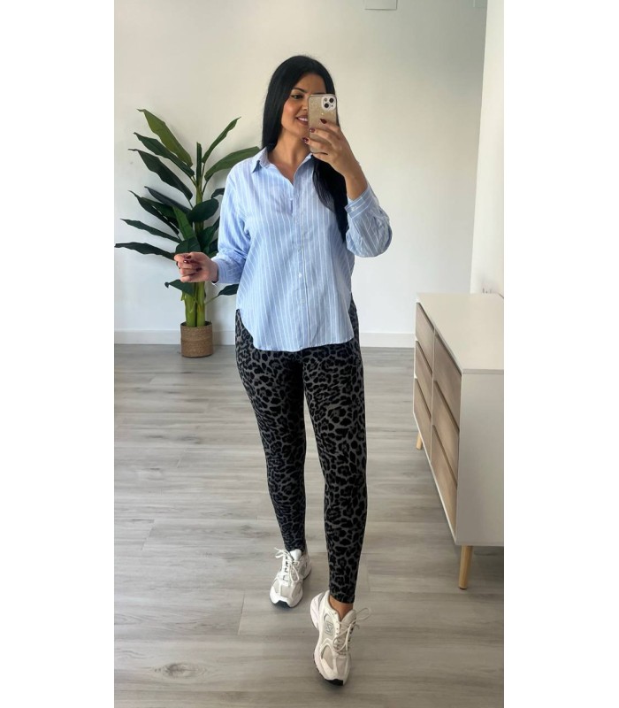 Camisa rallas celeste Nisa