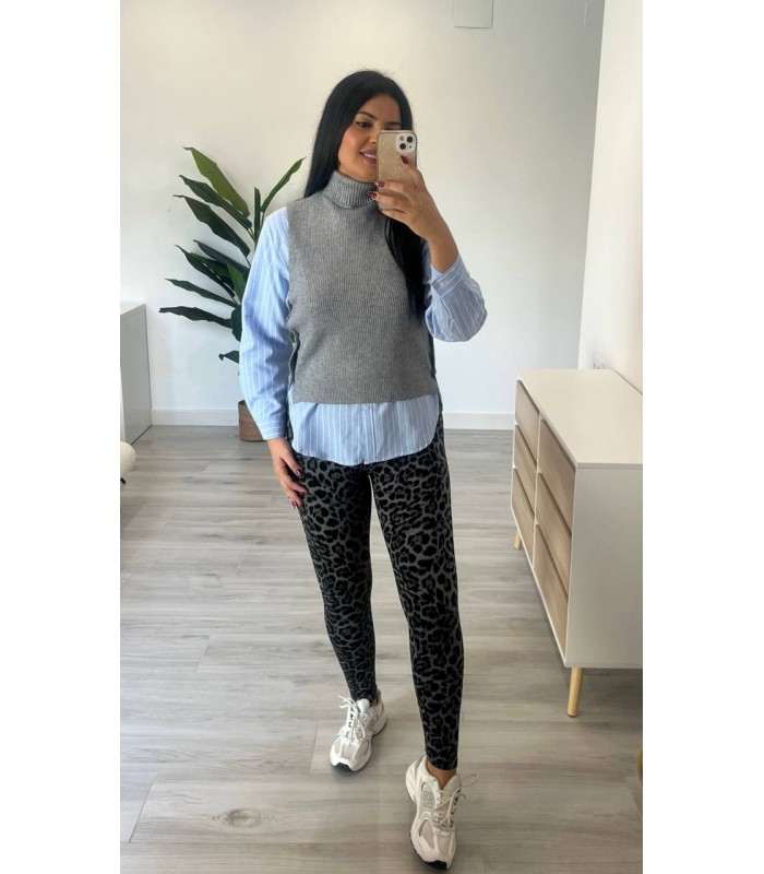 Chaleco punto botones gris