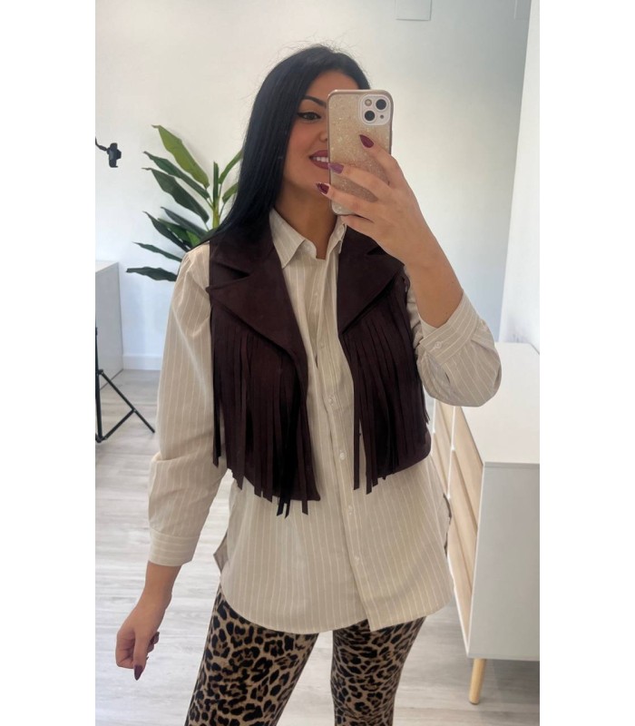 Chaleco flecos marrón