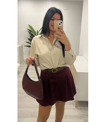 Falda pantalón con cinturón burdeos