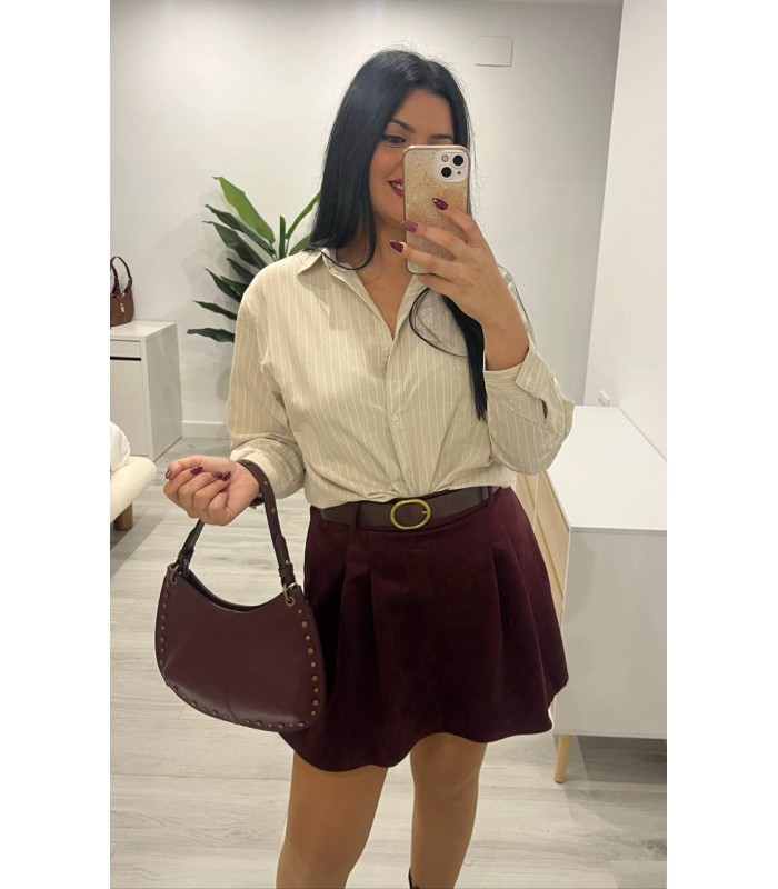 Falda pantalón con cinturón burdeos