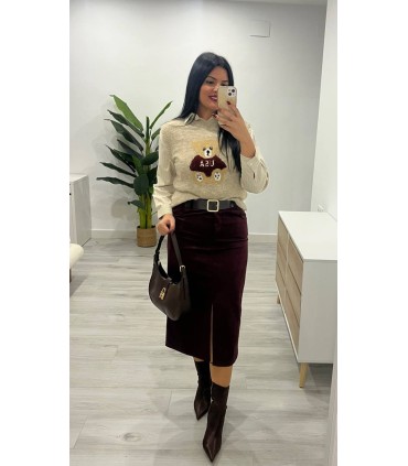 Falda larga con cinturón burdeos