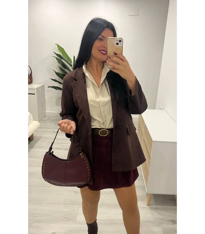 Bolso tachuelas granate