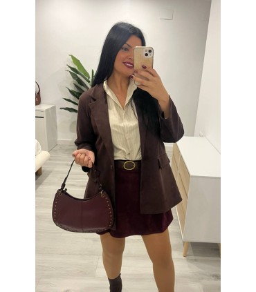 Bolso tachuelas granate