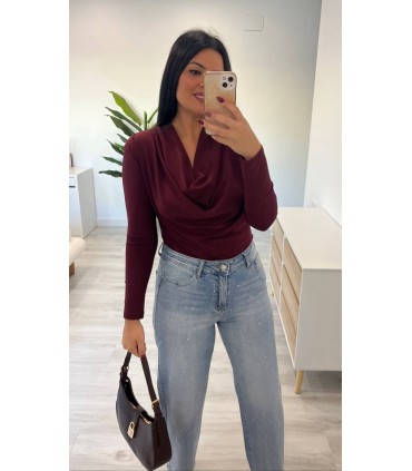 Blusa licra burdeos