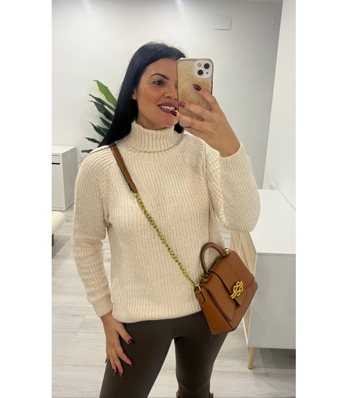 Jersey chenilla cuello vuelto crudo