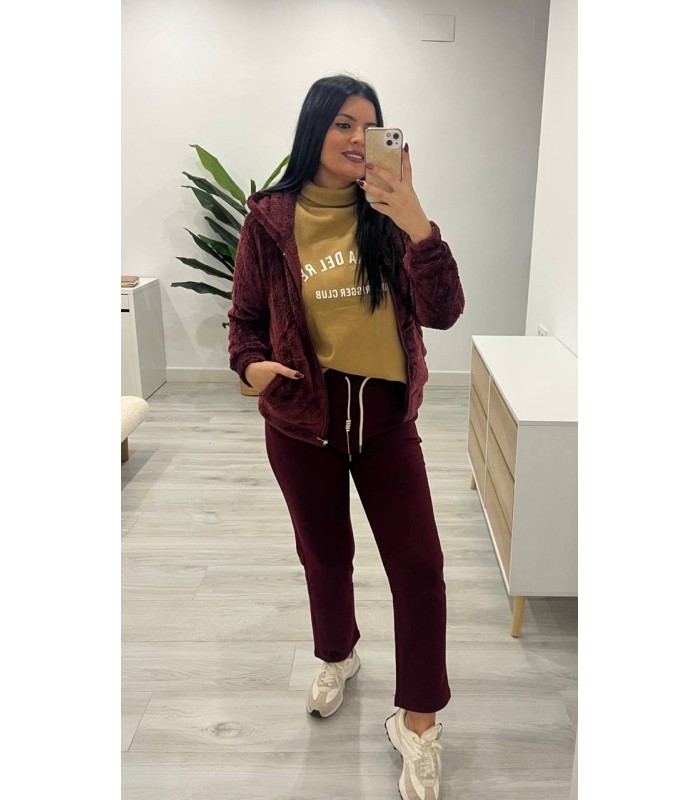 Chaqueta pelito con capucha