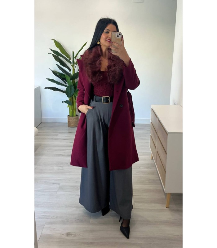 Pantalón con cinturón