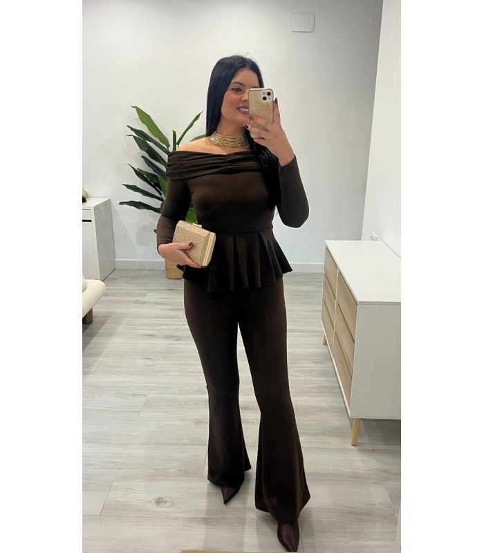 Conjunto Athenea marrón