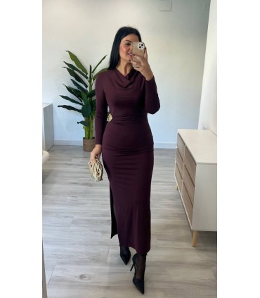 Vestido largo dorado burdeos