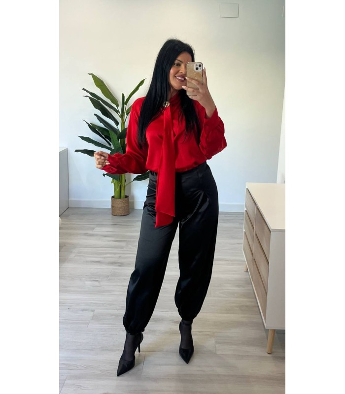 Pantalón razo globo negro