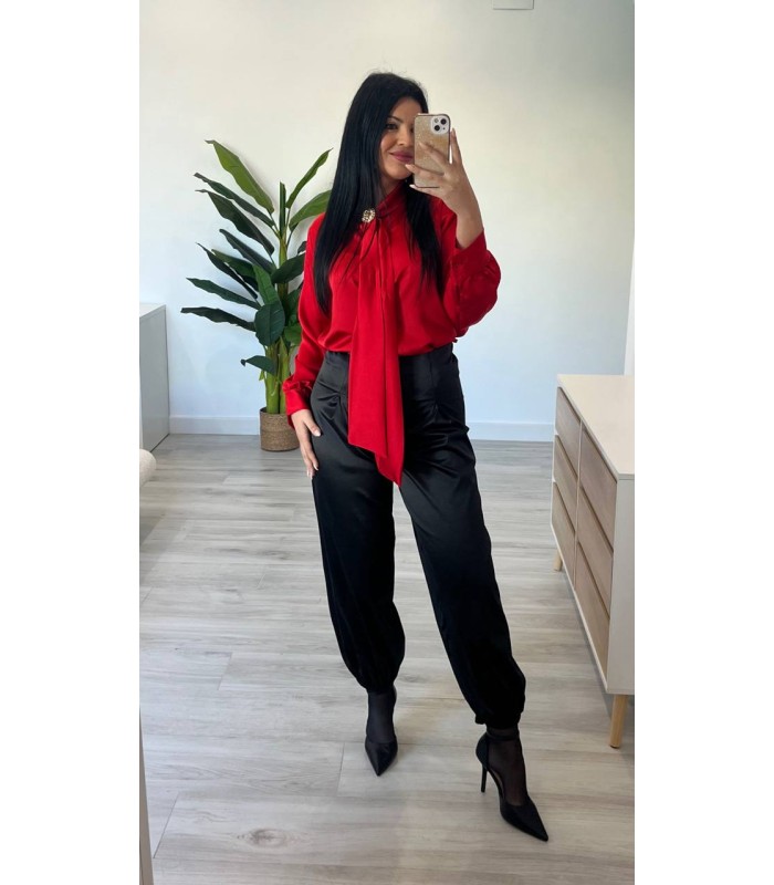 Pantalón razo globo negro