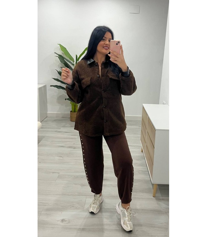 Pantalón algodón tachuelas marrón