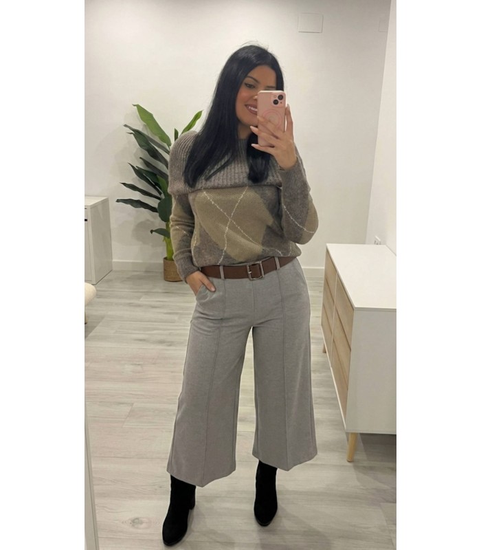 Pantalón con cinturón gris