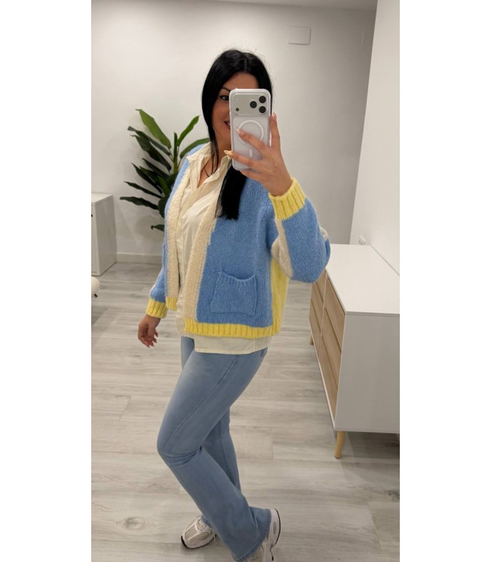 Rebecón  azul amarillo