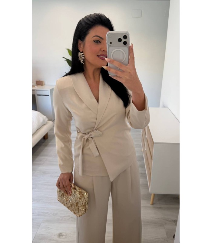 Traje chaqueta lazada crudo