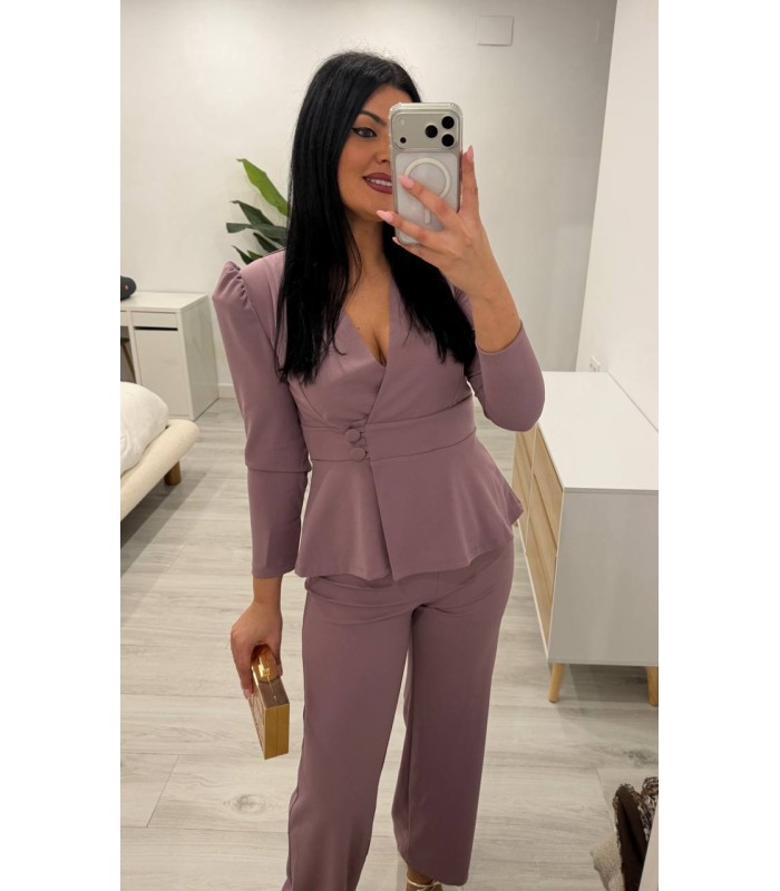 Traje chaqueta Gisella maquillaje