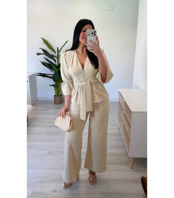 Conjunto chaqueta Mara crudo