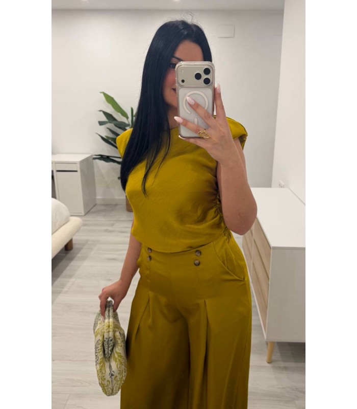 Conjunto Mássimo satén oro