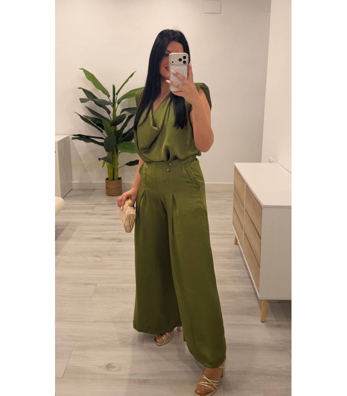 Conjunto Mássimo satén verde