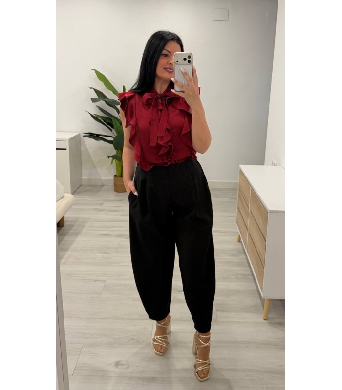 Blusa volantes satén rojo intenso