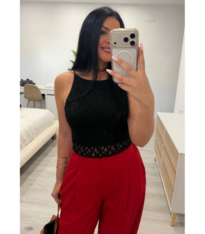 Top encaje negro
