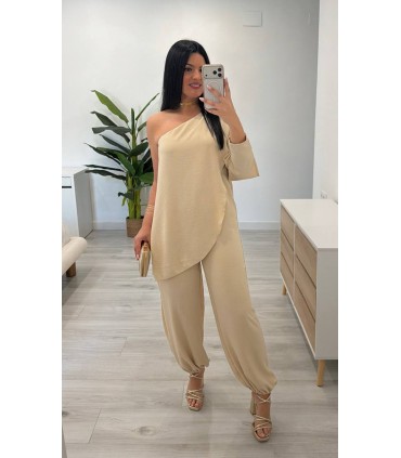 Mono María camel