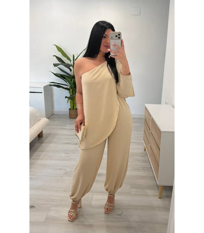 Mono María camel