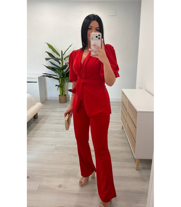 Traje chaqueta mangas rojo