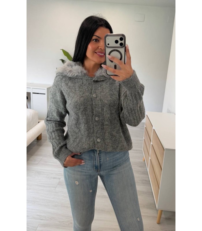 Jersey cuello pelitos gris
