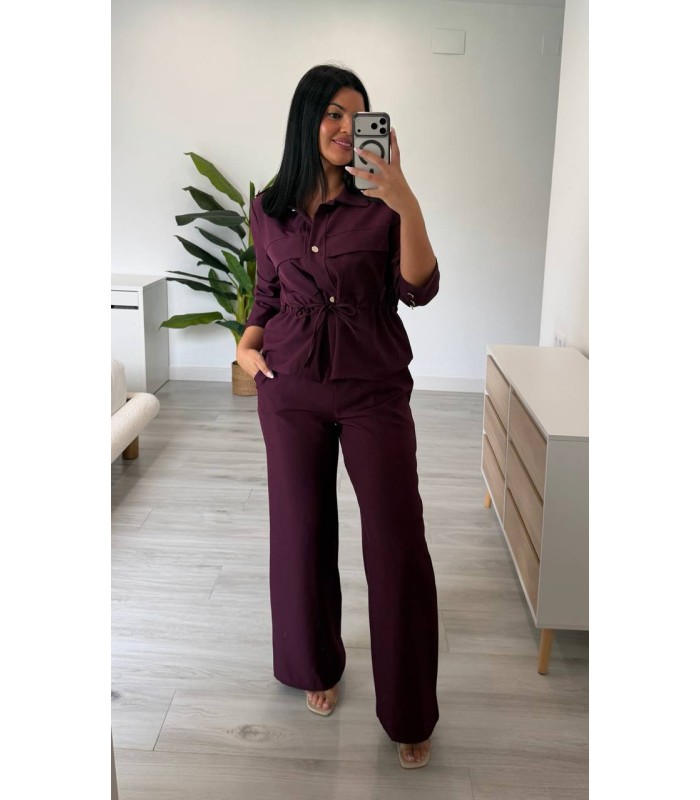 Conjunto chaqueta botones dorados
