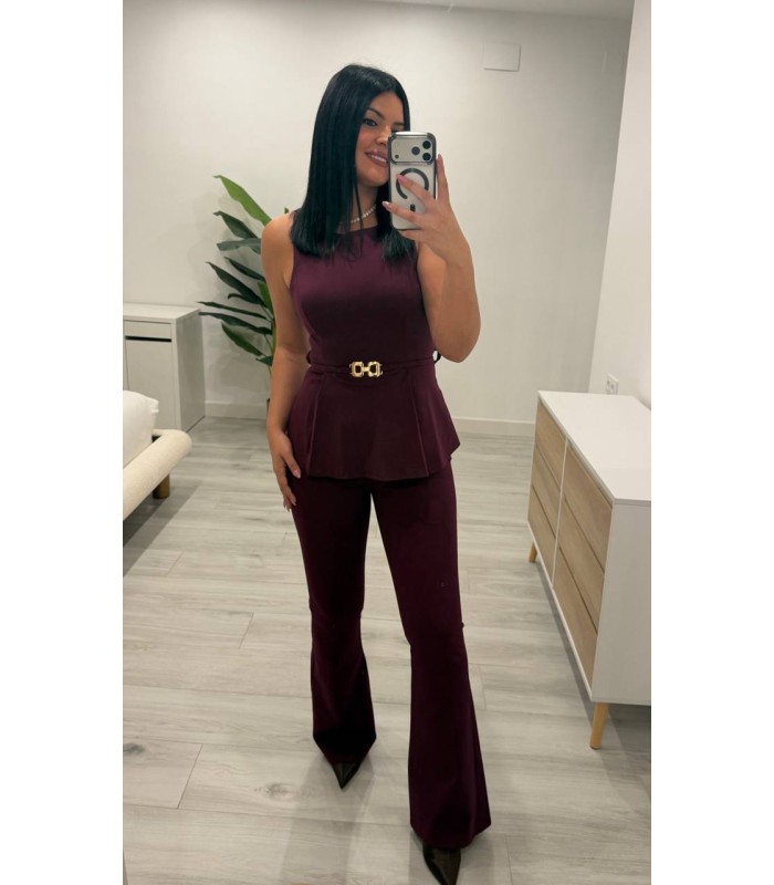 Conjunto con cinturón Zara
