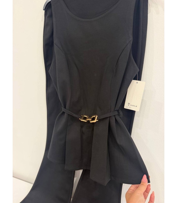 Conjunto con cinturón Zara