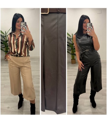 Pantalón cuero con cinturón