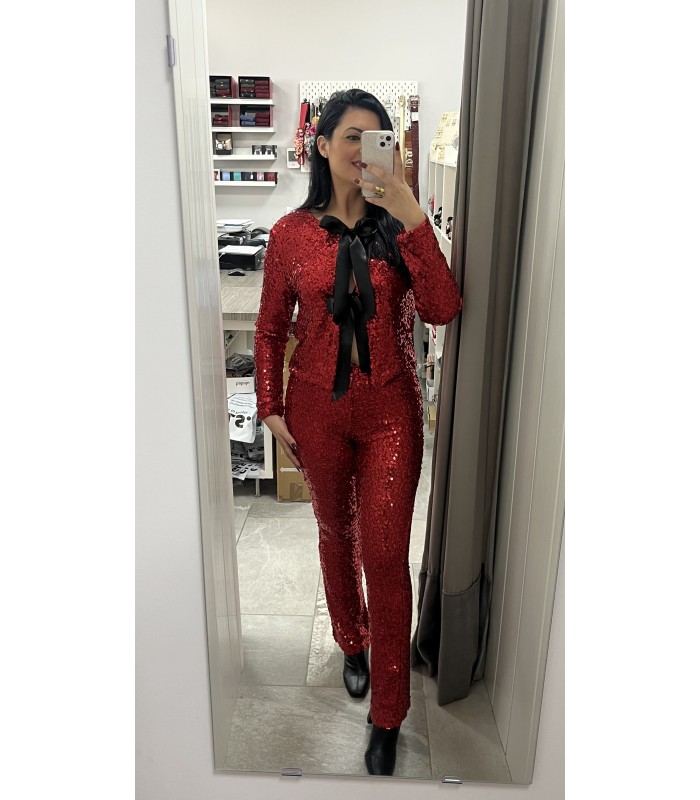 Conjunto rojo lacitos