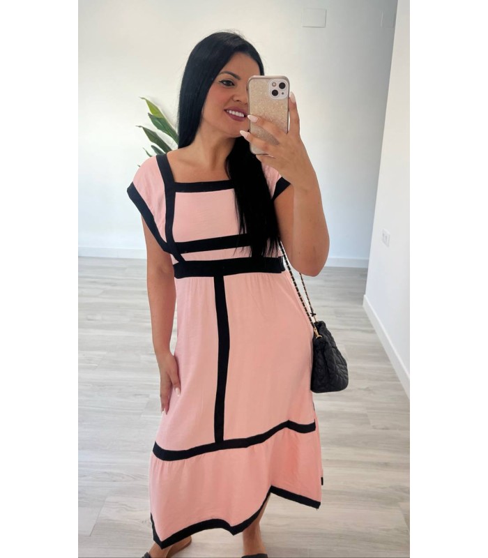 Vestido combinado con negro