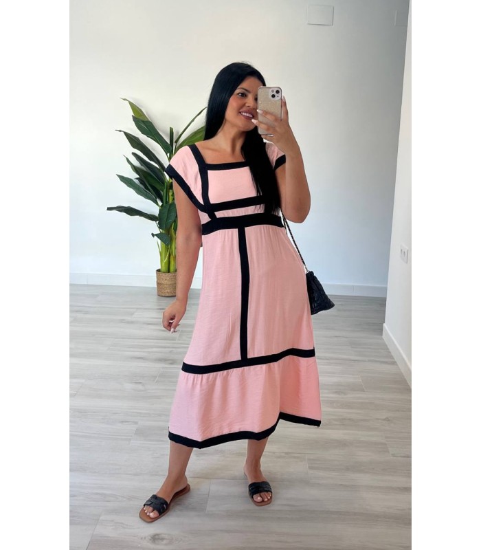 Vestido combinado con negro