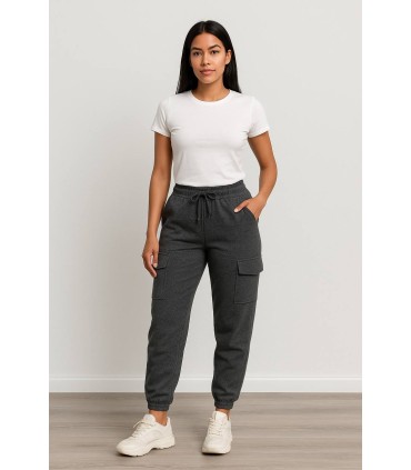 Pantalón jogger estilo cargo gris