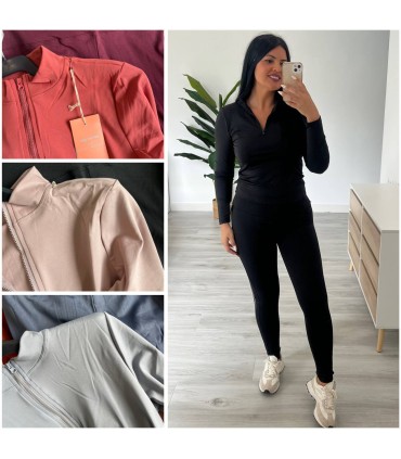 Conjunto deportivo Selena