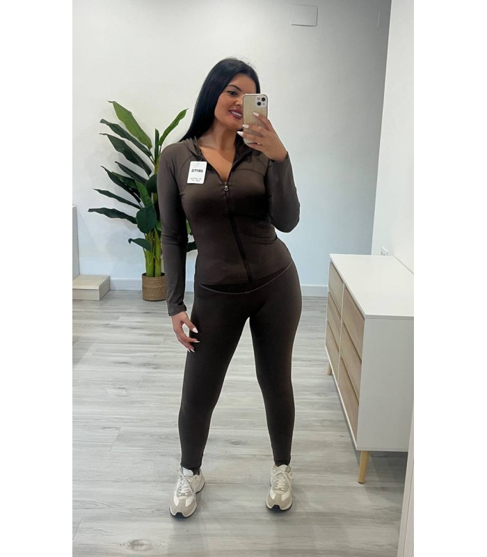 Sudadera licra con capucha